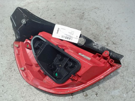 FEU ARRIERE DROIT RENAULT CLIO III 2010-