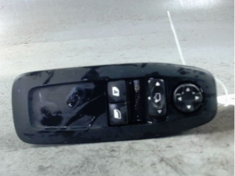 COMMANDE LEVE-GLACE PORTE AVG PEUGEOT 208