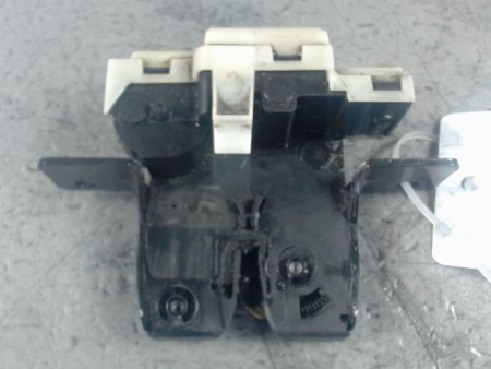 SERRURE HAYON  RENAULT SCENIC II PH1 02-06