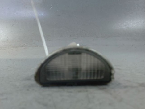 ECLAIREUR PLAQUE DE POLICE DROIT TOYOTA AYGO 5P