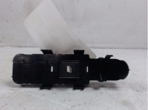 COMMANDE LEVE-GLACE PORTE AVD CITROEN C3 PICASSO 2008-