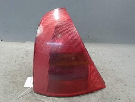 FEU ARRIERE GAUCHE  RENAULT CLIO II PH.1 98-2001