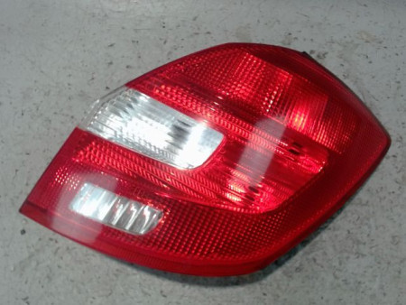 FEU ARRIERE DROIT SKODA FABIA BREAK 2008-