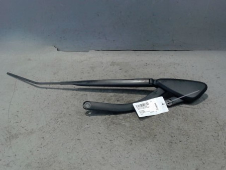 BRAS ESSUIE-GLACE AVANT DROIT RENAULT SCENIC II PH2 2006-