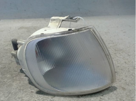 CLIGNOTANT DROIT VOLKSWAGEN POLO 94-99