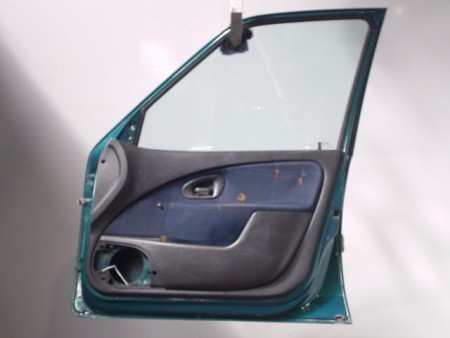 PORTE AVANT DROIT CITROEN SAXO 99-