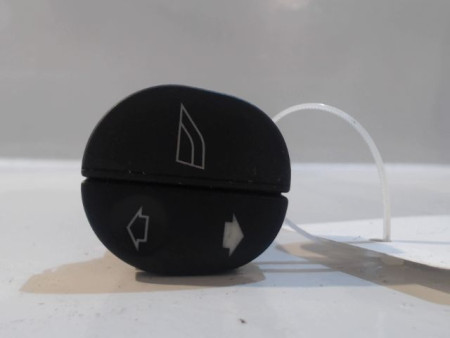 COMMANDE LEVE-GLACE PORTE AVD FORD FIESTA 02 -05