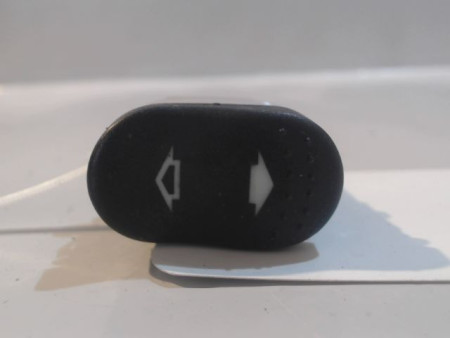 COMMANDE LEVE-GLACE PORTE AVD FORD FOCUS 98-04