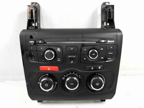 BOUTON DE WARNING CITROEN C4 2010-