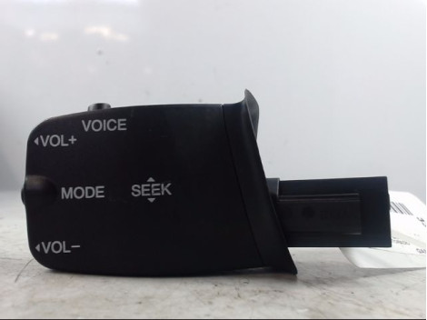 COMMANDE AUTORADIO FORD C-MAX