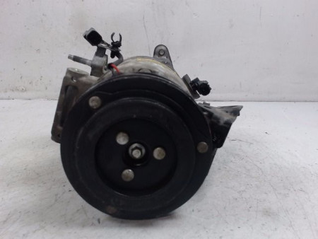 COMPRESSEUR AIR CONDITIONNE FORD FIESTA 2010-
