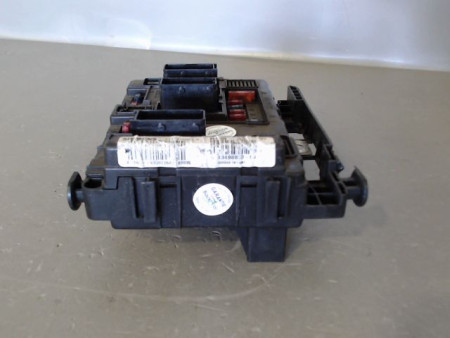BOITE A FUSIBLES CITROEN XSARA PICASSO