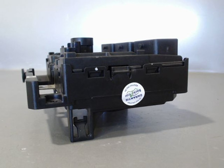 BOITE A FUSIBLES CITROEN C5 BREAK 2004-2008