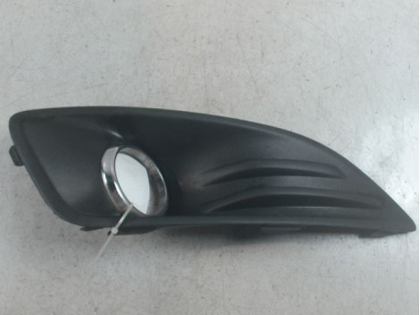 OBTURATEUR PHARE ADDITIONNEL PARE-CHOC AVG FORD FIESTA 2010-