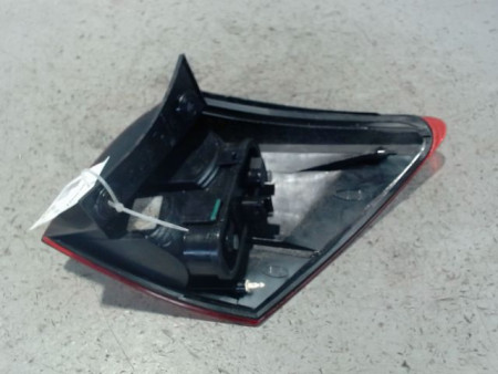 FEU ARRIERE GAUCHE  NISSAN QHASQAI 2007-