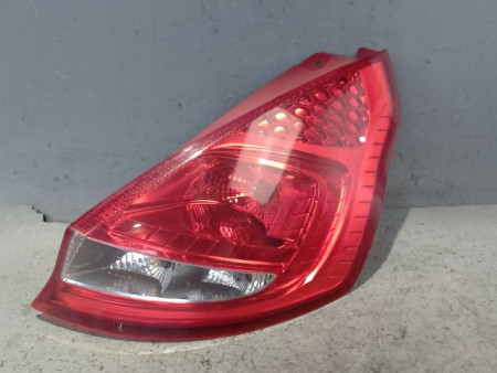 FEU ARRIERE DROIT FORD FIESTA 2010-