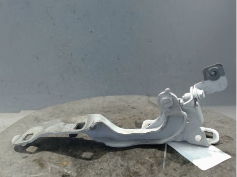 COMPAS DROIT CAPOT RENAULT TRAFIC
