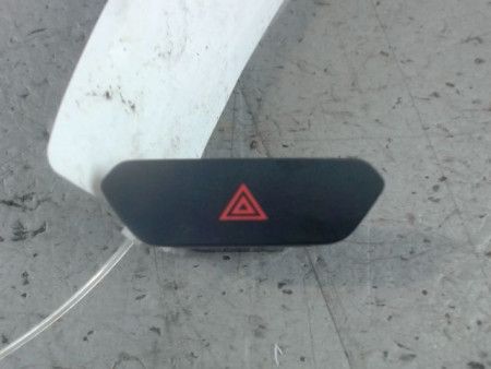 BOUTON DE WARNING FORD RANGER 2002 -