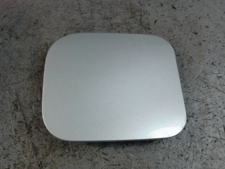 VOLET DE TRAPPE CARBURANT TOYOTA HILUX