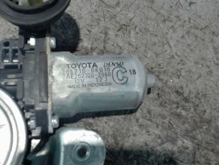 MECANISME+MOTEUR LEVE-GLACE AVANT DROIT TOYOTA HILUX