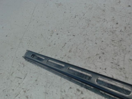 BRAS ESSUIE-GLACE AVANT DROIT MERCEDES CLK