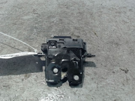 SERRURE HAYON  NISSAN QHASQAI 2007-