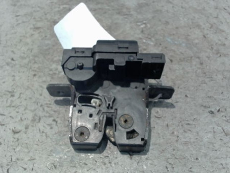 SERRURE HAYON  NISSAN QHASQAI 2007-