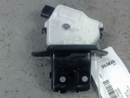 SERRURE HAYON  TOYOTA PRIUS 2004-