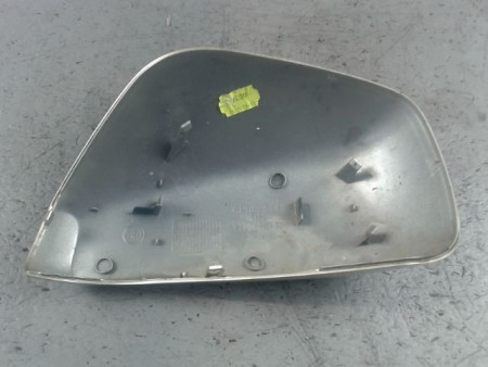 CARENAGE RETROVISEUR EXTERIEUR DROIT PEUGEOT 807