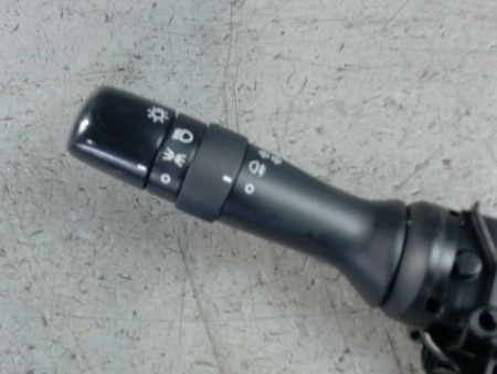 COMMANDE CLIGNOTANT TOYOTA AURIS 2007-