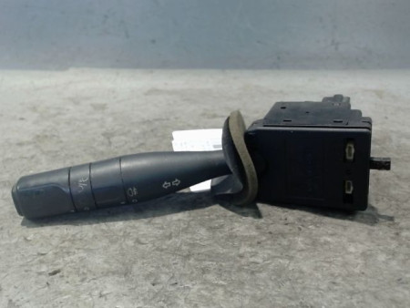 COMMANDE CLIGNOTANT CITROEN SAXO 99-