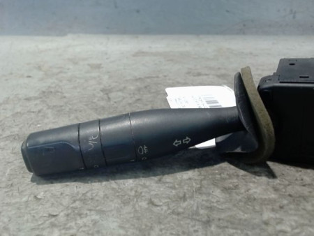COMMANDE CLIGNOTANT CITROEN SAXO 99-