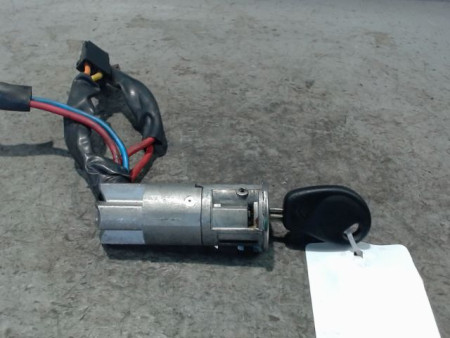 ANTIVOL DE DIRECTION CITROEN SAXO 99-