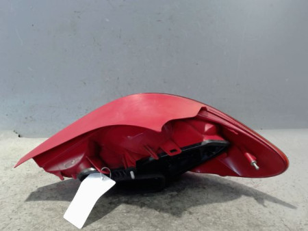 FEU ARRIERE GAUCHE  PEUGEOT 207 5P