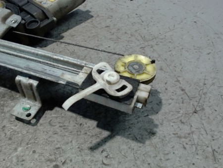 MECANISME+MOTEUR LEVE-GLACE AVANT GAUCHE FIAT DUCATO