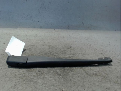 BRAS ESSUIE-GLACE ARRIERE OPEL ZAFIRA 2006-