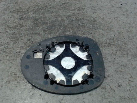 GLACE RETROVISEUR EXT D RENAULT TWINGO 93-98