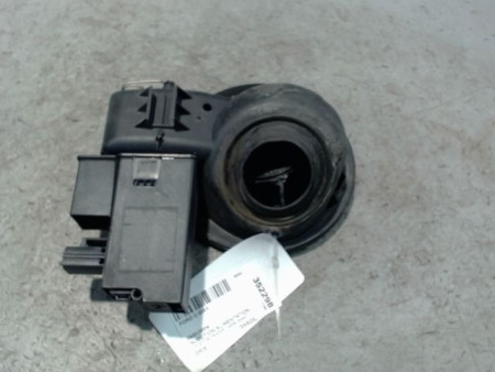VOLET DE TRAPPE CARBURANT FORD C-MAX