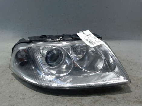 PHARE DROIT VOLKSWAGEN PASSAT BREAK 00-05