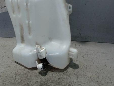 RESERVOIR LAVE-GLACE AVANT CITROEN DS4