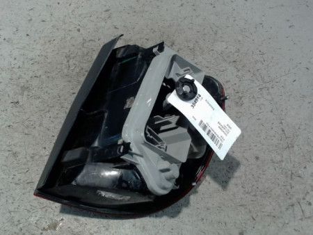 FEU ARRIERE GAUCHE  VOLKSWAGEN FOX