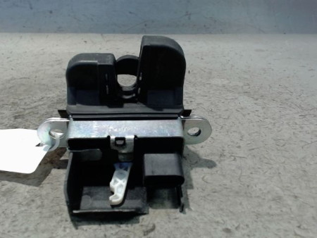 SERRURE HAYON  VOLKSWAGEN POLO 2009-
