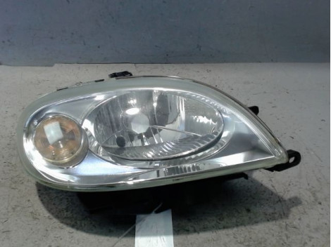 PHARE DROIT CITROEN SAXO 99-