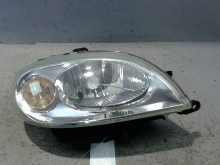 PHARE DROIT CITROEN SAXO 99-
