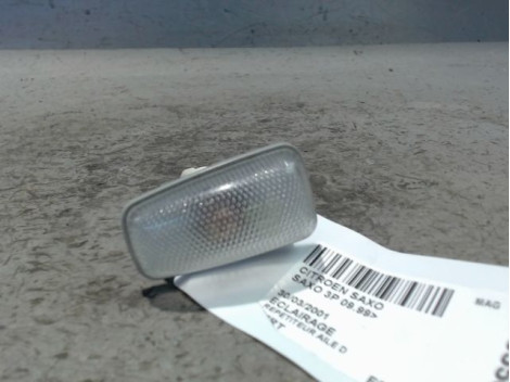 REPETITEUR AILE DROIT CITROEN SAXO 99-