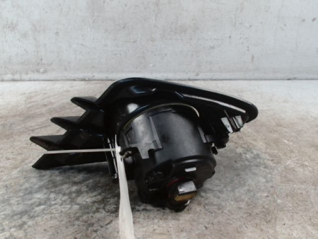 PHARE ANTIBROUILLARD AVANT DROIT AIXAM S8