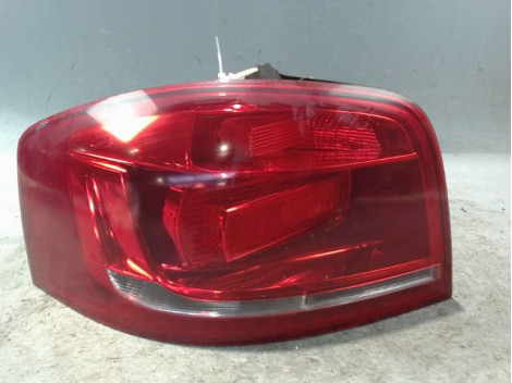 FEU ARRIERE GAUCHE  AUDI A3 2003-