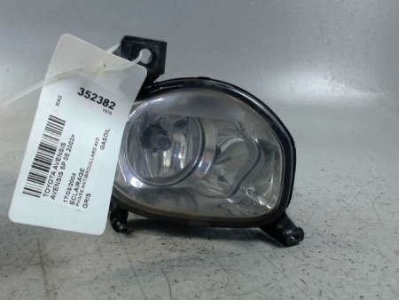 PHARE ANTIBROUILLARD AVANT DROIT TOYOTA AVENSIS 2003-