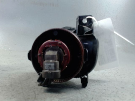 PHARE ANTIBROUILLARD AVANT DROIT TOYOTA AVENSIS 2003-