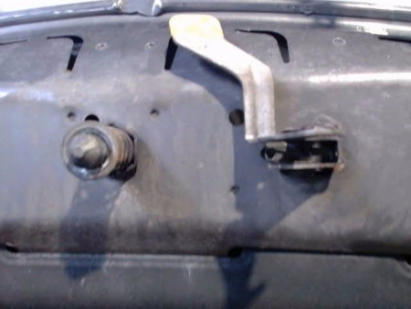 CAPOT OPEL MERIVA 2006-